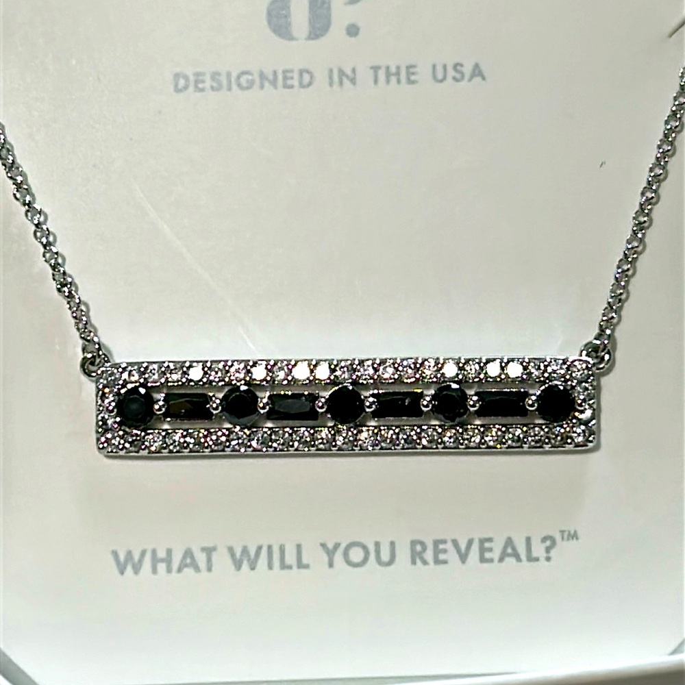 Bomb party necklace